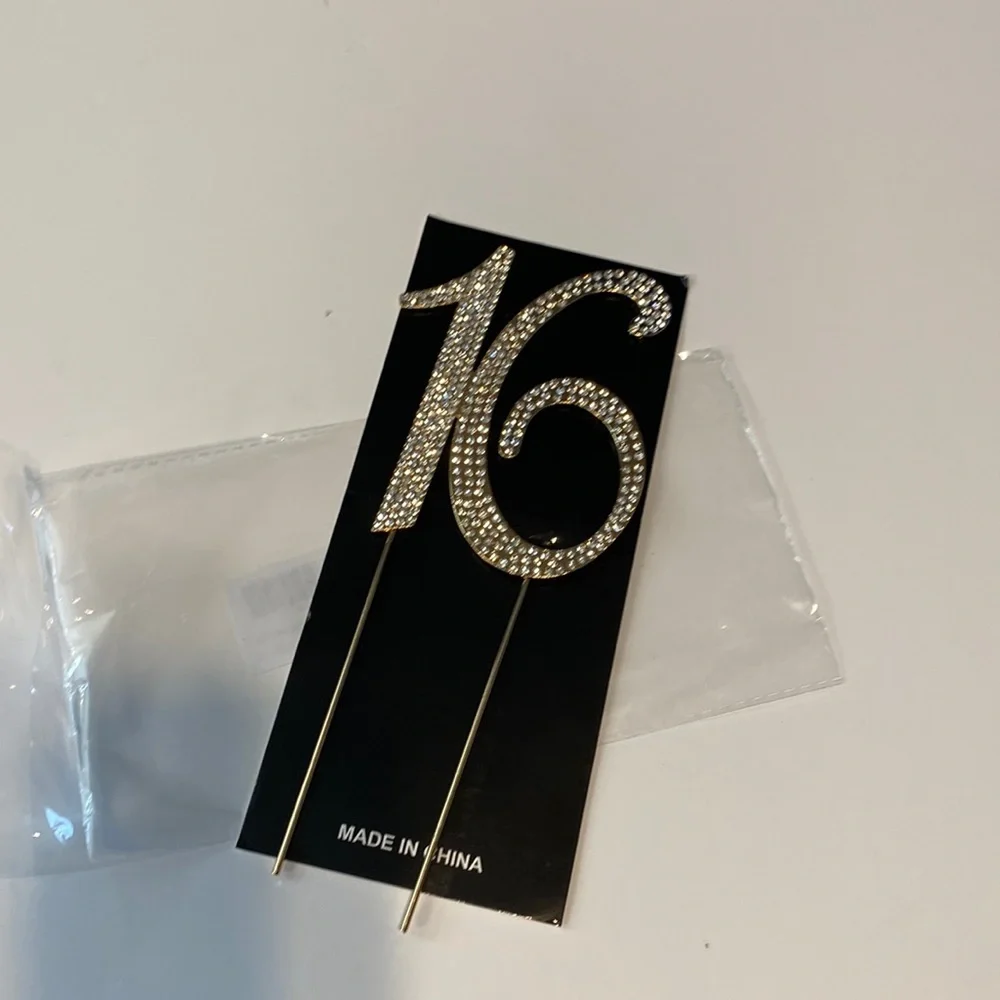 16 Cake Topper - Premium Gold Metal